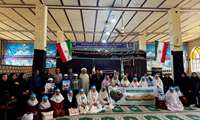 برپایی میز خدمت شبکه بهداشت و درمان شهرستان حاجی‌آباد در حاشیه نماز جمعه همزمان با هفته ملی سلامت و هفته ملی جمعیت